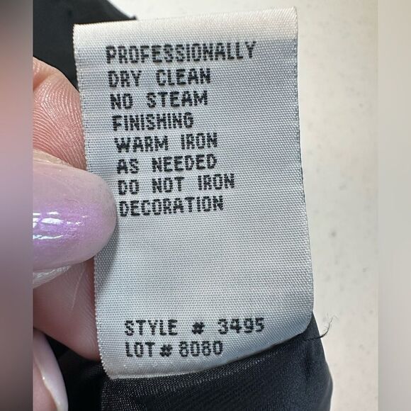 R&M Richards Black Evening Top Size 14 Sequined Sleeveless Chiffon Satin Top - Picture 16 of 16